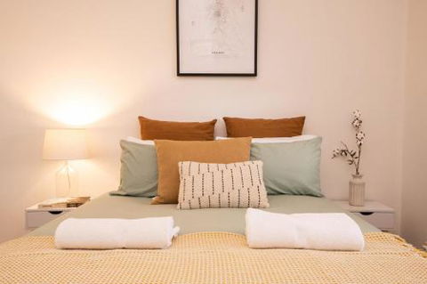Lords Cottage Charming CBD Home Pet Friendly - Accommodation Sunshine Coast 3