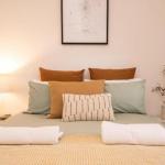 Lords Cottage Charming CBD Home Pet Friendly - Accommodation Sunshine Coast 0