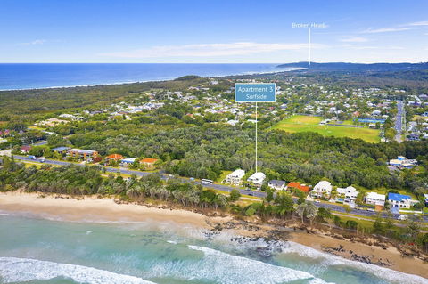 Apartment 2 Surfside - Accommodation Sunshine Coast 0
