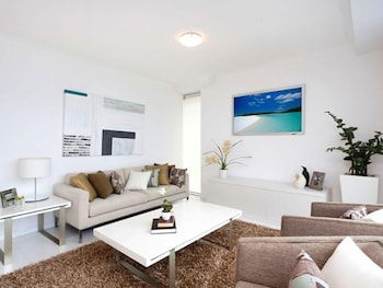 Panoramic Views At Sub Penthouse Apt - Accommodation Sunshine Coast 6