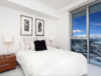 Panoramic Views At Sub Penthouse Apt - Accommodation Sunshine Coast 1