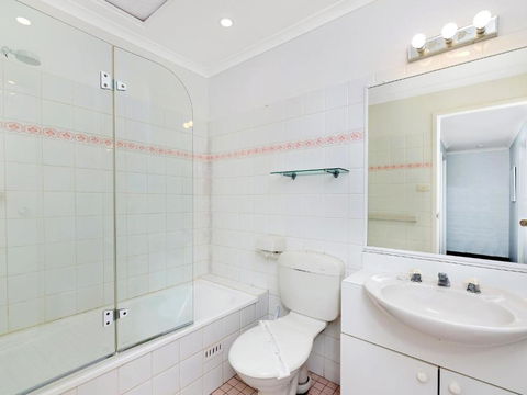 Greenpark #11 11 / 45 Avoca Drive Avoca Beach - Accommodation Sunshine Coast 1