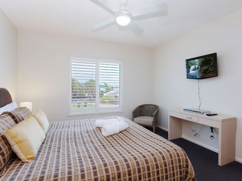 Oaks Pacific Blue 278 265 Sandy Point Road - Accommodation Sunshine Coast 3