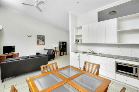 Baden 46 Rainbow Shores Walk To Beach Top Floor Air Conditioned Unit Pools - Accommodation Sunshine Coast 3