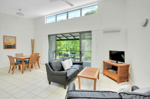 Baden 46 Rainbow Shores Walk To Beach Top Floor Air Conditioned Unit Pools - Accommodation Sunshine Coast 0