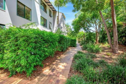 Baden 46 Rainbow Shores Walk To Beach Top Floor Air Conditioned Unit Pools - Accommodation Sunshine Coast 4