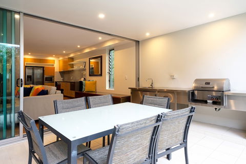 A PERFECT STAY - Your Place At Belongil Beach - Accommodation Sunshine Coast 3