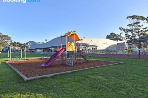 Wangi Waterfront Delight 1bdr Studio - Accommodation Sunshine Coast 4