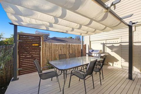 Seabreeze Retreat - Accommodation Sunshine Coast 3