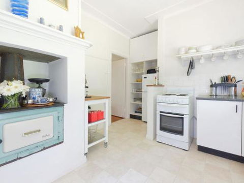 Redwood Cottage Burradoo Getaway Southern Highlands 4pm Check Out Sunday - Accommodation Sunshine Coast 4
