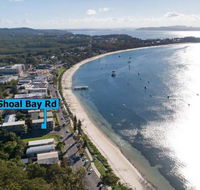 2 Shoal Towers 11 Shoal Bay Rd across the road to beautiful Shoal Bay Beach - Accommodation Sunshine Coast