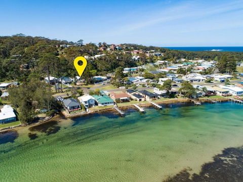 Kendall Cres 49 Burrill Lake - Accommodation Sunshine Coast 5