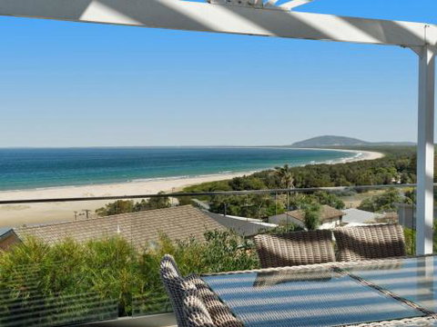 NANNY & POPPYS BEACH HOUSE Gerroa 4pm Check Out Sundays - Accommodation Sunshine Coast 3