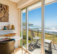 PENZANCE Gerroa Beachfront to Shelley Beach  4pm check out Sundays - Accommodation Sunshine Coast
