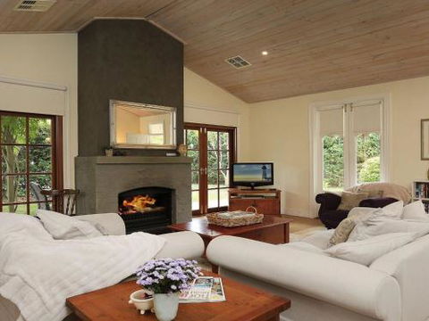 Rose Cottage Bowral Southern Highlands - Accommodation Sunshine Coast 2