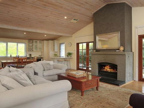 Rose Cottage Bowral Southern Highlands - Accommodation Sunshine Coast 5