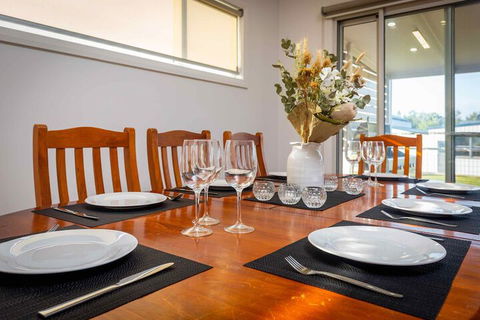 Kulang Lodge - Accommodation Sunshine Coast 2