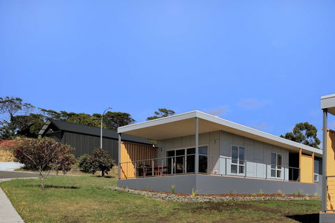 Archella 2 - Beautifully Appointed, Close To Golf Course & Play Ground - Accommodation Sunshine Coast 0