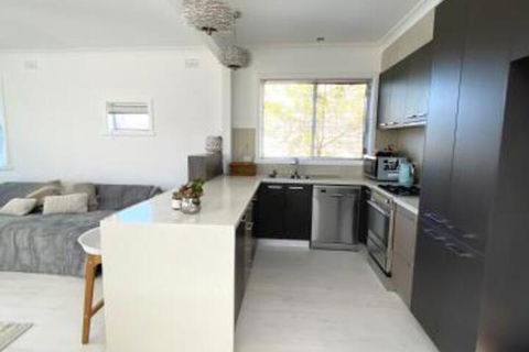 Geelong House - Accommodation Sunshine Coast 0