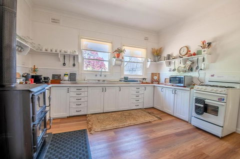 The Cottage Bondonga - Accommodation Sunshine Coast 1