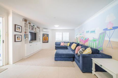 Beaches - Accommodation Sunshine Coast 5