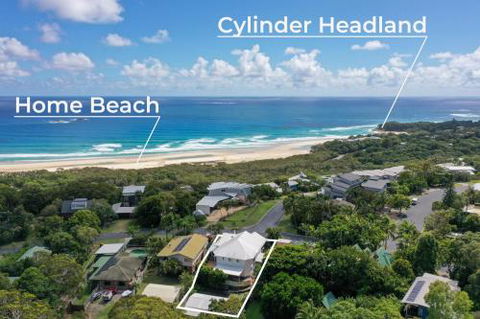 Beaches - Accommodation Sunshine Coast 1