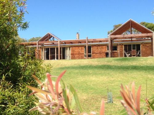 Kanowna ACT Accommodation Sunshine Coast