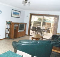 66 Pacific Drive - Accommodation Sunshine Coast