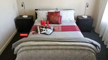 Mt Cooper Inn - Accommodation Sunshine Coast 0