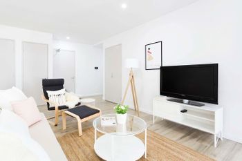 Boutique Home Close To City - Accommodation Sunshine Coast 5