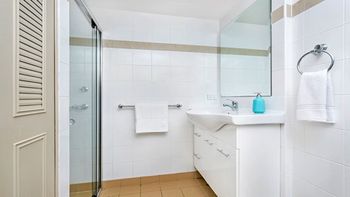 The Apartment Service HELP7 - Accommodation Sunshine Coast 4