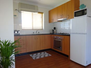 Selene Holiday Apartment AtWest Beach - Accommodation Sunshine Coast 3
