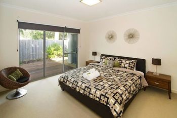 Waterside No 9 Blackwood Retreat - Accommodation Sunshine Coast 1