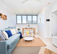 Bright 2 Bedroom Seafoam Apartment - Accommodation Sunshine Coast