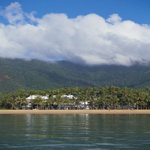 ANGSANA GREAT BARRIER REEF - Accommodation Sunshine Coast 0