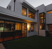 South Beach Pool Home - Accommodation Sunshine Coast