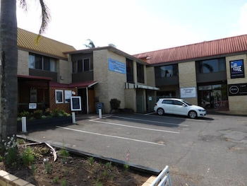 Tanoshii Spa & The Edge Spa Stay - Accommodation Sunshine Coast 0