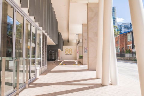 2bed Apartment! Modern Home For 4 At Chatswood - Accommodation Sunshine Coast 5