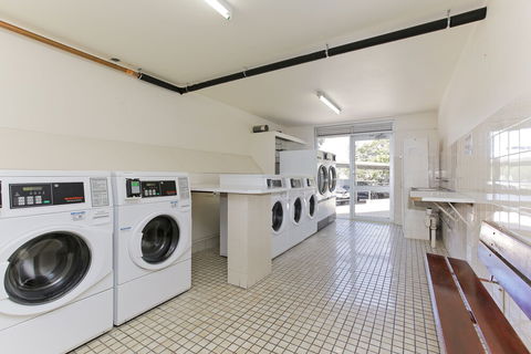 Seabreeze - Accommodation Sunshine Coast 5