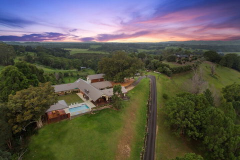 A PERFECT STAY - Serene Myocum - Accommodation Sunshine Coast 1