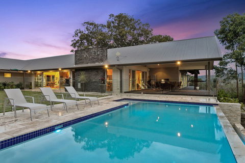 A PERFECT STAY - Serene Myocum - Accommodation Sunshine Coast 5