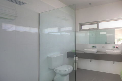 Villa Moyne - Accommodation Sunshine Coast 3