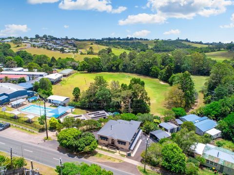 The Guesthouse - Accommodation Sunshine Coast 0