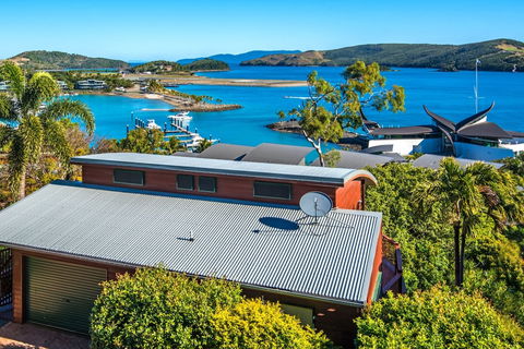 Casuarina 18 Ocean View - Accommodation Sunshine Coast 3