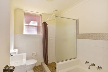 Quarter Deck Apartment 2 - Accommodation Sunshine Coast 1