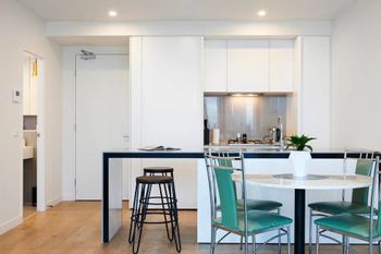 Stunning Harbour & City View Loft - Accommodation Sunshine Coast 1