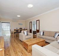Longboard 11 Boulder Bay Road - Accommodation Sunshine Coast