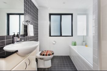 Perfect 2 Bedroom In Rushcutters Bay - Accommodation Sunshine Coast 4