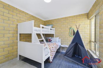 BEACHSIDE HIDEAWAY BONNY HILLS - Accommodation Sunshine Coast 4