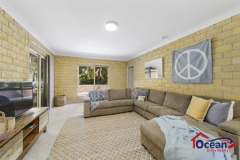 BEACHSIDE HIDEAWAY BONNY HILLS - Accommodation Sunshine Coast 6